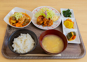 選べるモツ煮定食